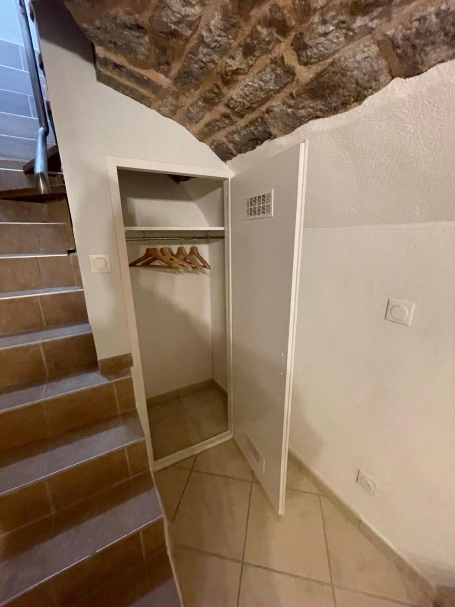 Residence Le Zola Compose De 3 Appartements Distincts En Hyper Centre De Dijon Avec Wifi מראה חיצוני תמונה